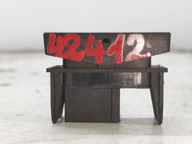 bontott VW POLO CLASSIC Bal első Ablakemelő Kapcsoló