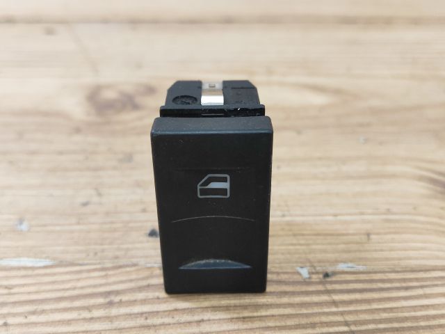 bontott VW POLO CLASSIC Bal első Ablakemelő Kapcsoló