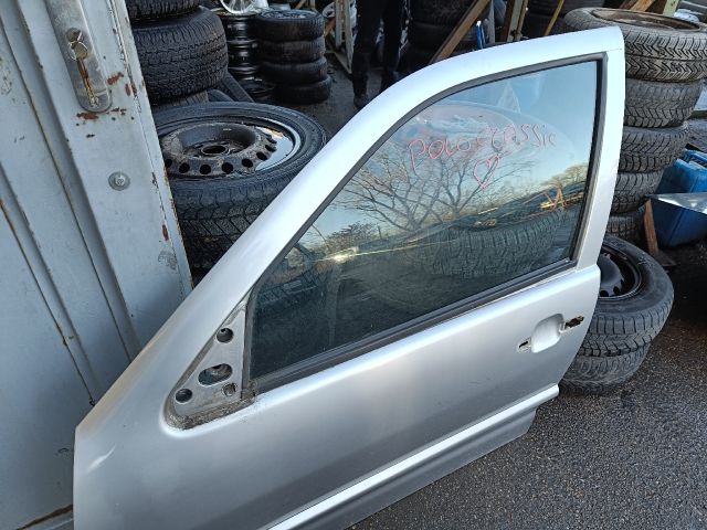 bontott VW POLO CLASSIC Bal első Ajtó (Részeivel)