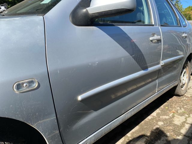 bontott VW POLO CLASSIC Bal első Ajtó (Üres lemez)