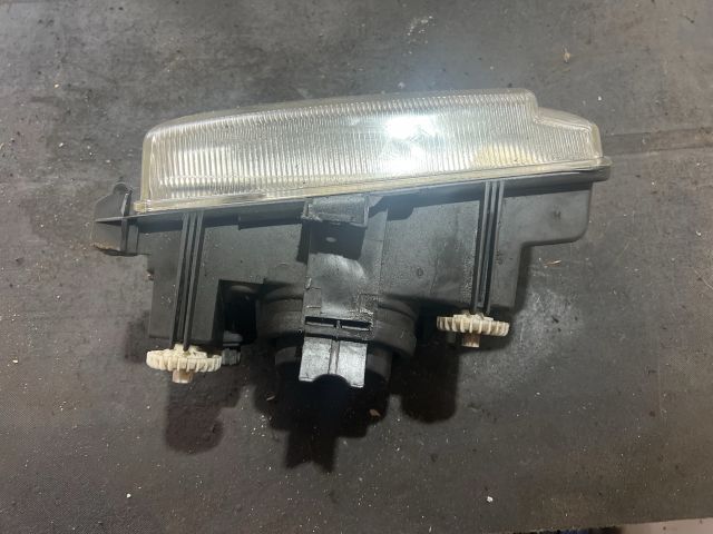 bontott VW POLO CLASSIC Bal Fényszóró