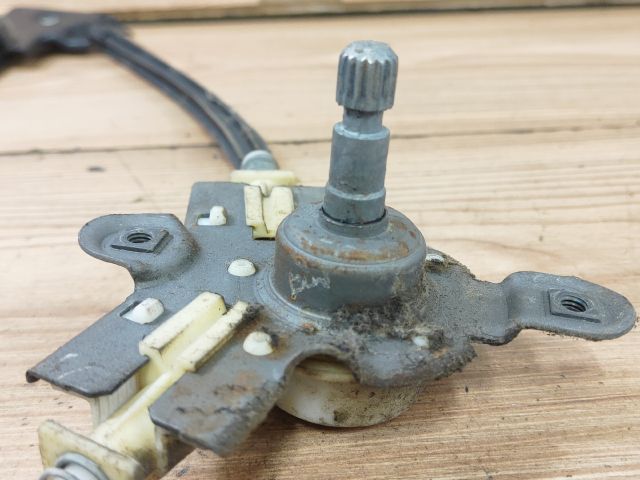 bontott VW POLO CLASSIC Bal hátsó Ablakemelő Szerkezet (Mechanikus)