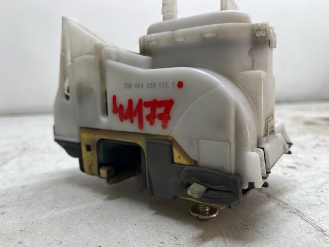 bontott VW POLO CLASSIC Bal hátsó Ajtózár