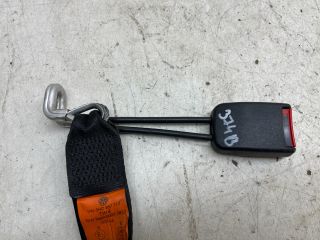 bontott VW POLO CLASSIC Bal hátsó Biztonsági Öv Csat