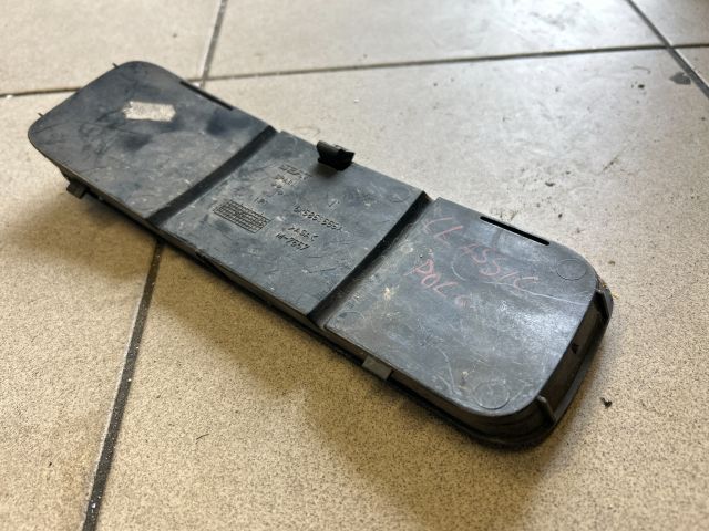 bontott VW POLO CLASSIC Bal Ködlámpa Rács