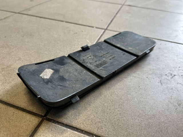 bontott VW POLO CLASSIC Bal Ködlámpa Rács