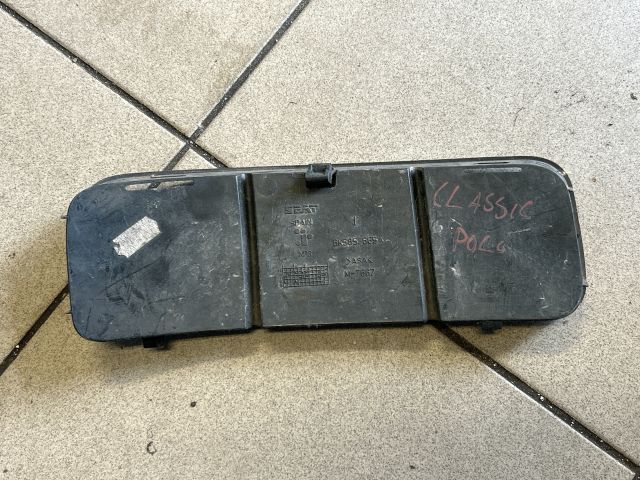 bontott VW POLO CLASSIC Bal Ködlámpa Rács