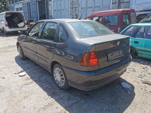 bontott VW POLO CLASSIC Bal Visszapillantó Tükör (Elektromos)