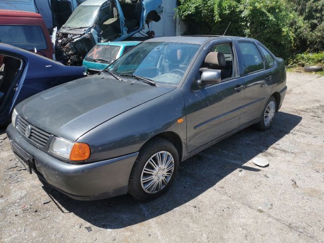 bontott VW POLO CLASSIC Bal Visszapillantó Tükör (Elektromos)