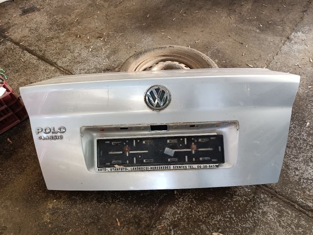 bontott VW POLO CLASSIC Csomagtérajtó (Részeivel)