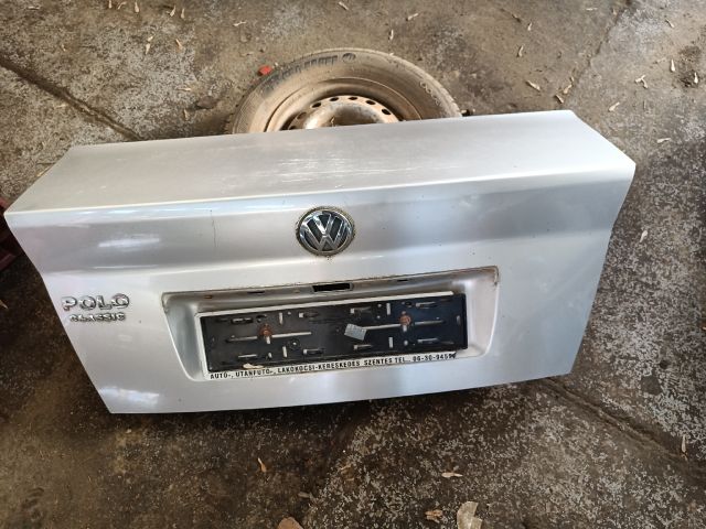 bontott VW POLO CLASSIC Csomagtérajtó (Részeivel)