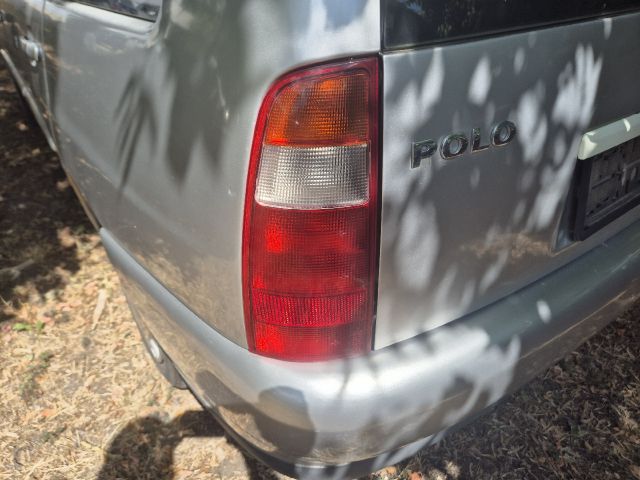 bontott VW POLO CLASSIC Csomagtérajtó (Részeivel)