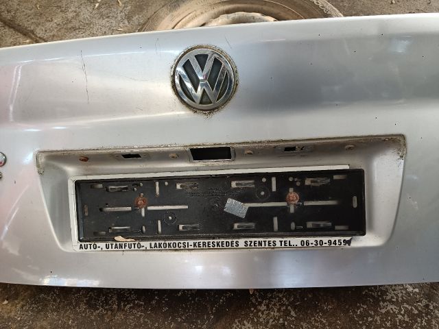 bontott VW POLO CLASSIC Csomagtérajtó (Részeivel)