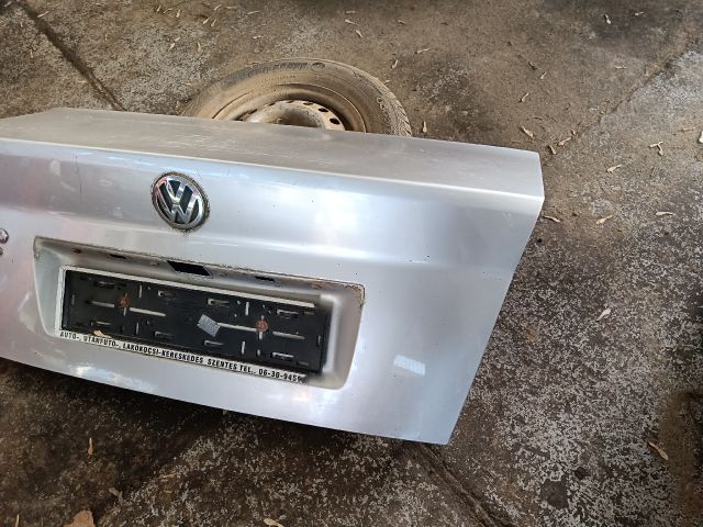 bontott VW POLO CLASSIC Csomagtérajtó (Részeivel)