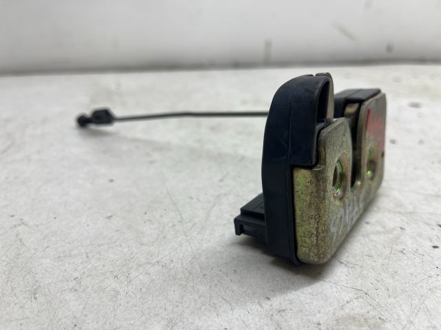 bontott VW POLO CLASSIC Csomagtérajtó Zárszerkezet