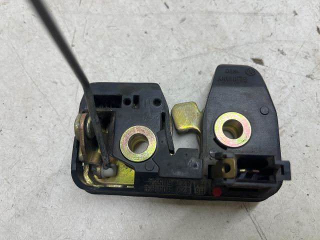 bontott VW POLO CLASSIC Csomagtérajtó Zárszerkezet