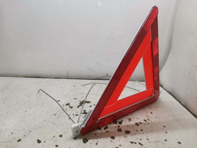 bontott VW POLO CLASSIC Elakadásjelző Háromszög