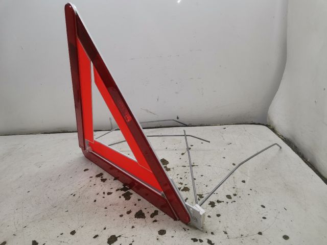 bontott VW POLO CLASSIC Elakadásjelző Háromszög