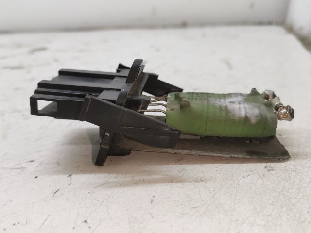 bontott VW POLO CLASSIC Előtét Ellenállás Fűtőmotor