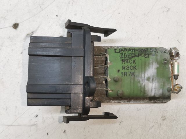 bontott VW POLO CLASSIC Előtét Ellenállás Fűtőmotor