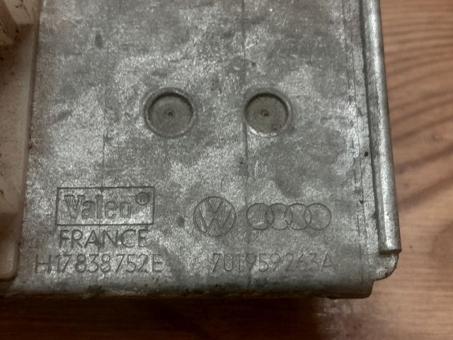 bontott VW POLO CLASSIC Előtét Ellenállás Fűtőmotor