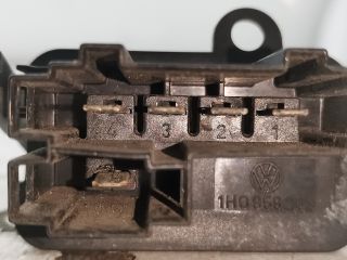 bontott VW POLO CLASSIC Előtét Ellenállás Fűtőmotor