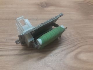 bontott VW POLO CLASSIC Előtét Ellenállás Fűtőmotor