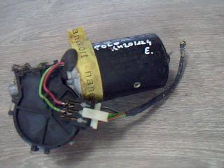 bontott VW POLO CLASSIC Első Ablaktörlő Motor