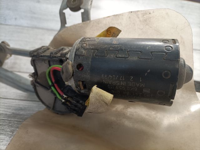 bontott VW POLO CLASSIC Első Ablaktörlő Szerkezet Motorral