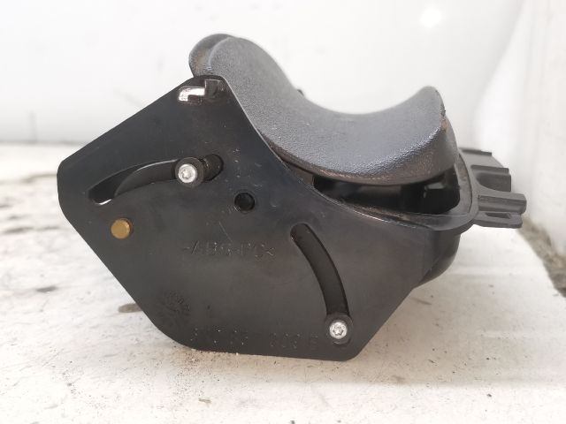 bontott VW POLO CLASSIC Első Hamutartó