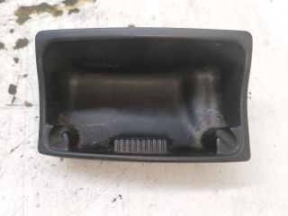 bontott VW POLO CLASSIC Első Hamutartó