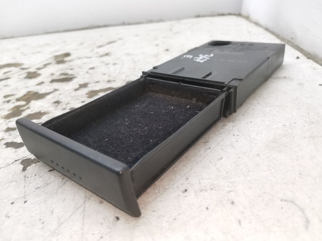 bontott VW POLO CLASSIC Első Tároló Rekesz