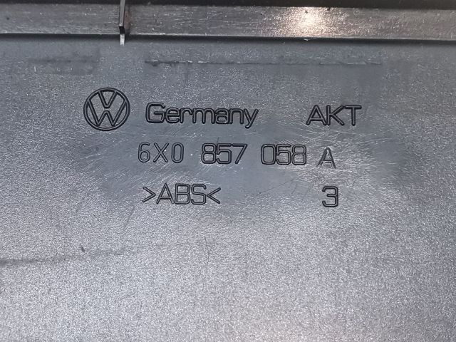 bontott VW POLO CLASSIC Első Tároló Rekesz