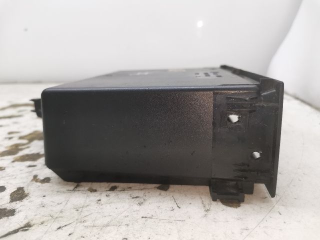 bontott VW POLO CLASSIC Első Tároló Rekesz