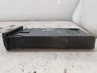 bontott VW POLO CLASSIC Első Tároló Rekesz