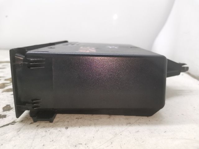 bontott VW POLO CLASSIC Első Tároló Rekesz