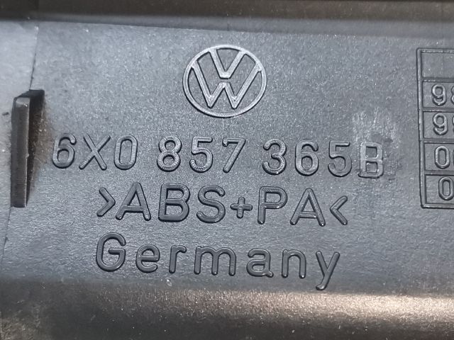 bontott VW POLO CLASSIC Első Tároló Rekesz