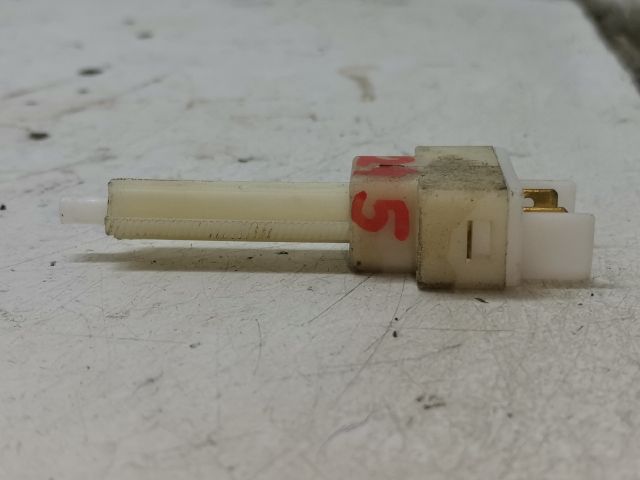 bontott VW POLO CLASSIC Fék Pedál Kapcsoló