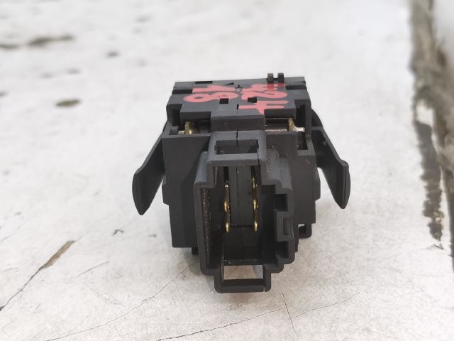 bontott VW POLO CLASSIC Fényszórómagasság Állító Kapcsoló