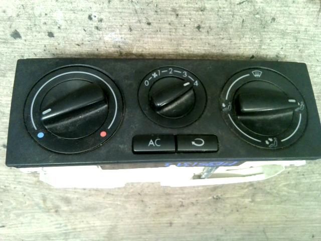 bontott VW POLO CLASSIC Fűtéskapcsoló