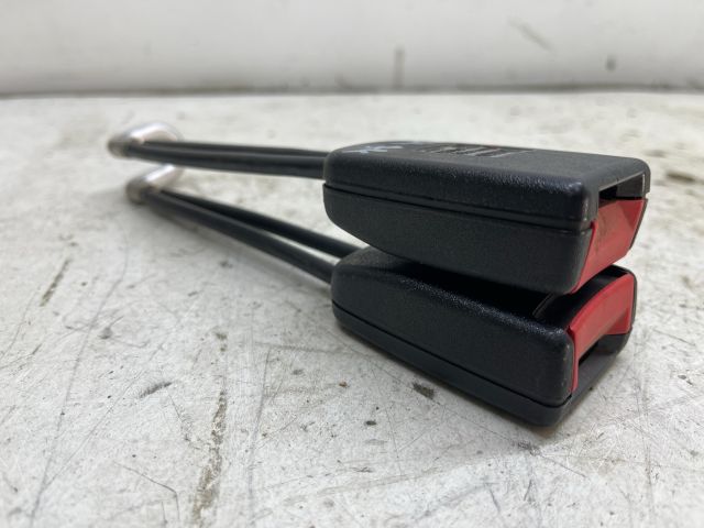 bontott VW POLO CLASSIC Hátsó középső Biztonsági Öv Csat