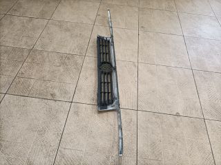 bontott VW POLO CLASSIC Hűtőrács