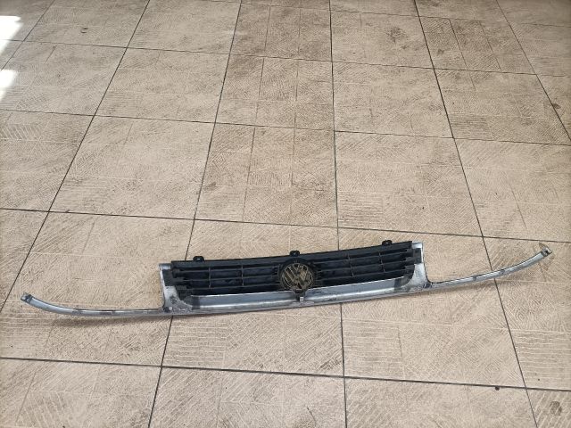 bontott VW POLO CLASSIC Hűtőrács