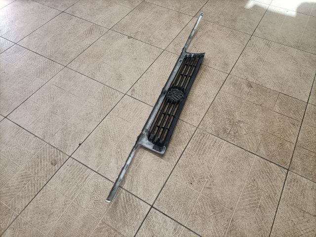 bontott VW POLO CLASSIC Hűtőrács