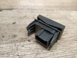 bontott VW POLO CLASSIC Jobb első Ablakemelő Kapcsoló