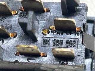 bontott VW POLO CLASSIC Jobb első Ablakemelő Kapcsoló