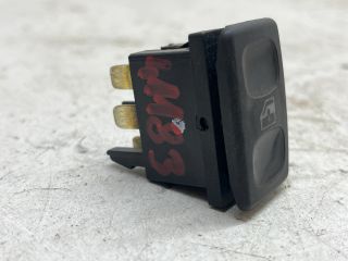 bontott VW POLO CLASSIC Jobb első Ablakemelő Kapcsoló