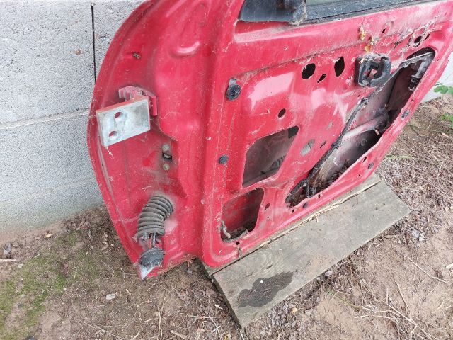 bontott VW POLO CLASSIC Jobb első Ajtó (Részeivel)