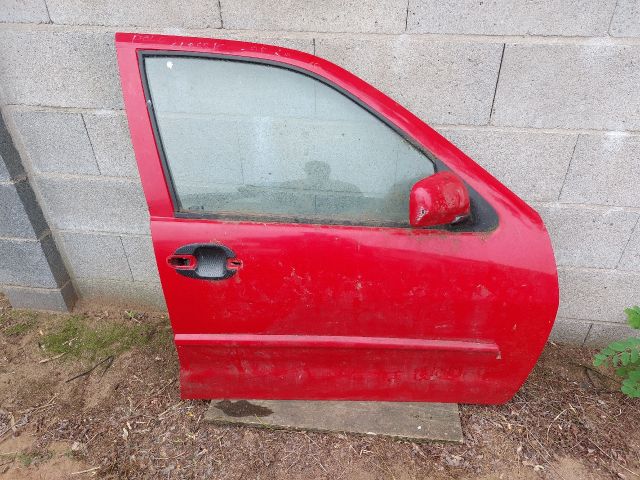 bontott VW POLO CLASSIC Jobb első Ajtó (Részeivel)