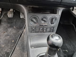 bontott VW POLO CLASSIC Jobb első Ajtó (Részeivel)